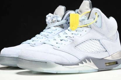5 RETRO AIR (W) BLUEBIRD JORDAN DD9336-400 0728